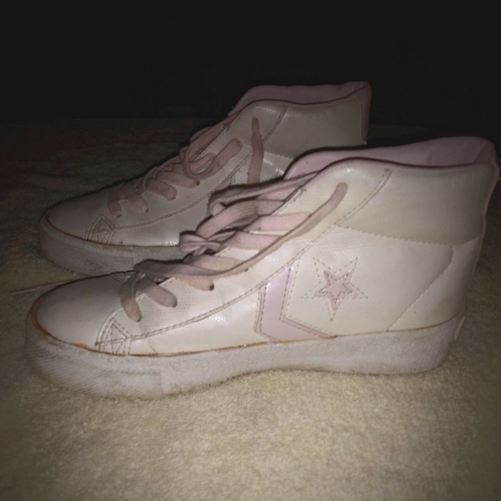 Converse high tops tennis shoes